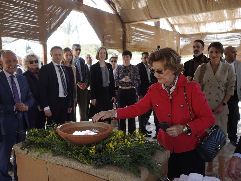 T.M. King and Queen of Norway with The Jordanian Royal Family 4