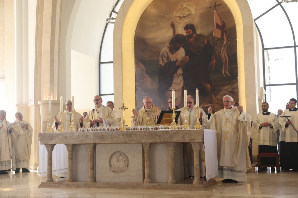 H.E. Cardinal Pietro Parolin and H.E. Cardinal Pierbattista Pizzaballa 3