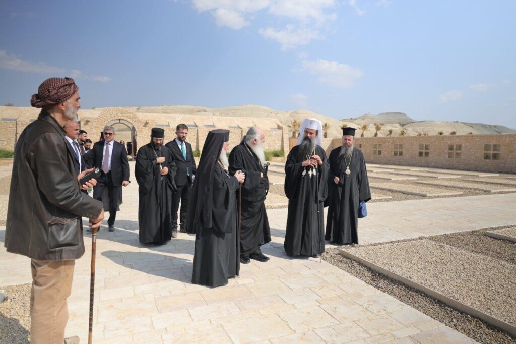 H.H. Patriarch of Bulgaria and Metropolitan of Sofia Daniel and H.B. Patriarch of Jerusalem Theophilos lll 18